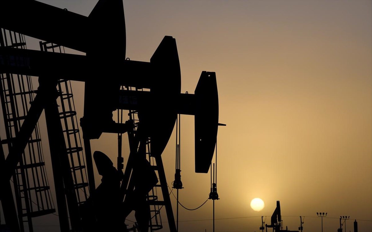 Η Κίνα γεμίζει το ρωσικό ταμείο: Ζητά επιπλέον ποσότητες πετρελαίου