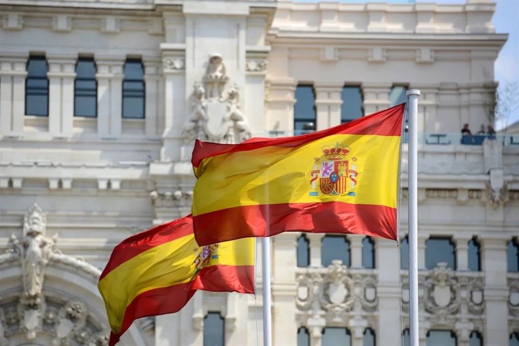Η Ισπανία απορρίπτει την απέλαση 27 διπλωματών της από τη Ρωσία