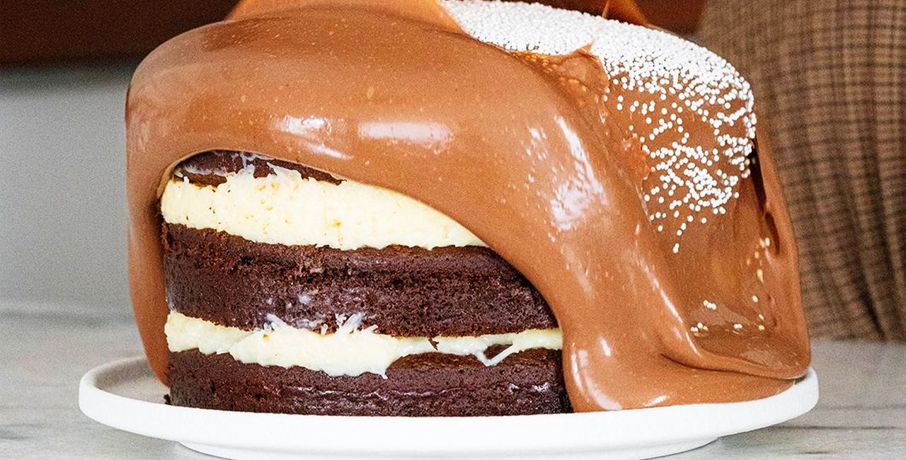 Tsunami cake: Τί είναι το νέο food trend που έχει γίνει viral