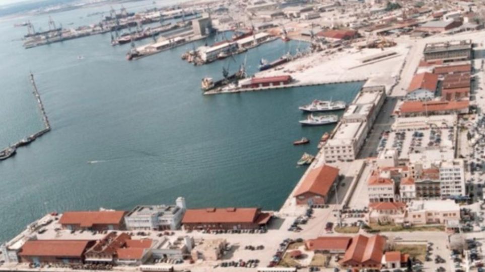 Θεσσαλονίκη: Ακινητοποιήθηκε δεξαμενόπλοιο με 12μελες πλήρωμα λόγω επικάθισης