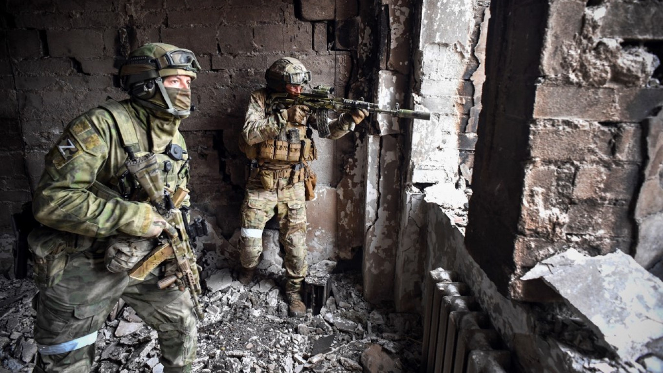Μάχες από σπίτι σε σπίτι στο Σεβεροντονέτσκ – Ουκρανοί παραδίνονται στους Ρώσους – Όλα θα κριθούν στο εργοστάσιο Azot