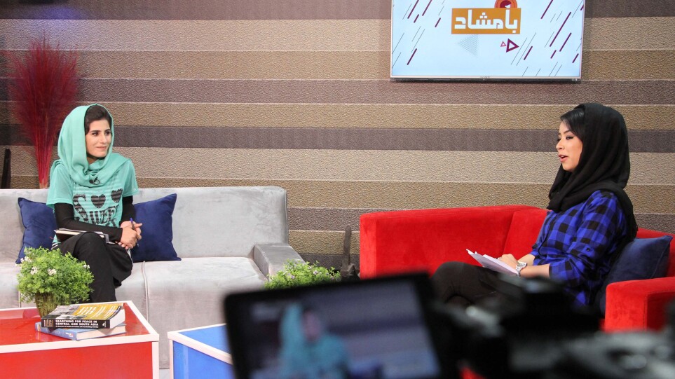 Αφγανιστάν: Οι παρουσιάστριες εμφανίστηκαν με ακάλυπτα τα πρόσωπά τους στην τηλεόραση κόντρα στους Ταλιμπάν