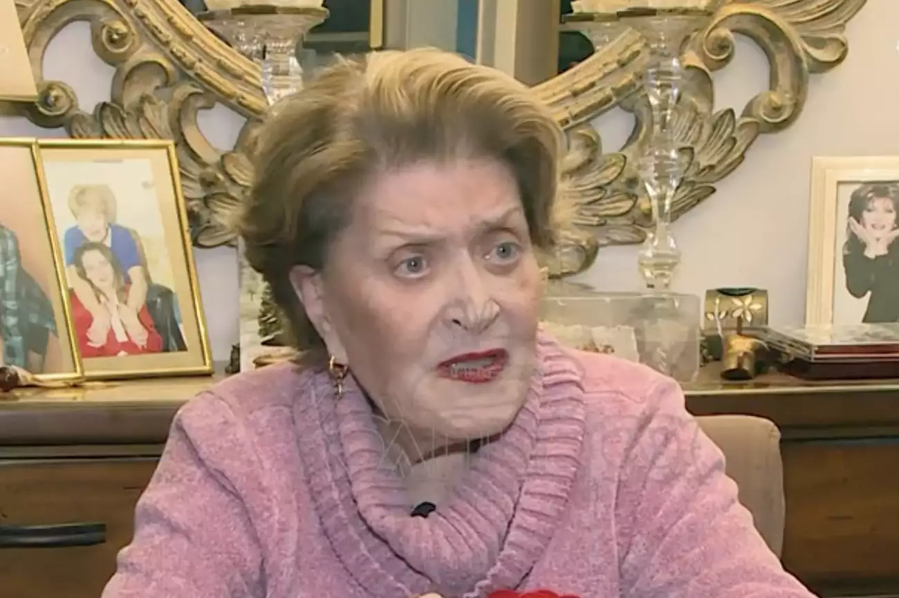 Βάσια Τριφύλλη: «Δεν μπορώ να σταματήσω να αγαπώ τον Πέτρο Φιλιππίδη»