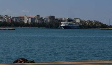 Κρήτη: Οδηγός κοιμήθηκε και οι επιβάτες δεν μπορούσαν να βγάλουν τα αυτοκίνητα από το καράβι