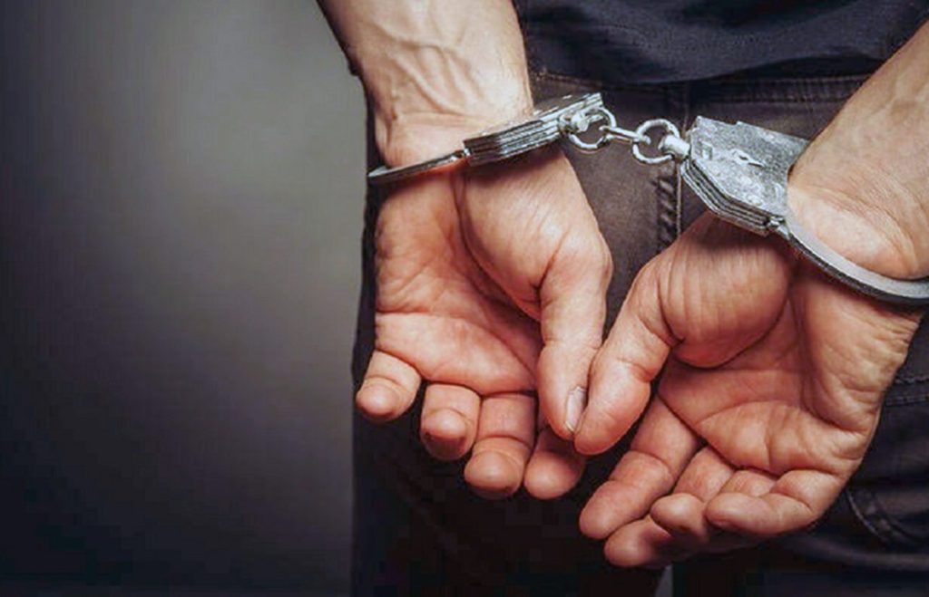 Κόρινθος: Συνελήφθησαν δύο άνδρες για ναρκωτικά – Διακινούσαν χασίς, ecstasy και lsd