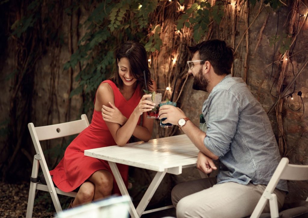 Πέντε λόγοι για να πεις «ναι» σε ένα δεύτερο ραντεβού ακόμα κι αν δεν ένιωσες έντονη έλξη την πρώτη φορά