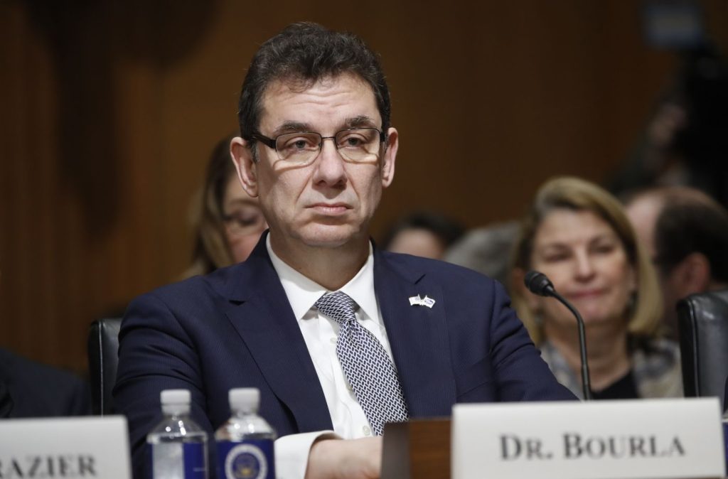 Παραδοχή από Α.Μπουρλά: «Έχουμε χάπι που έχει μικροτσίπ – Φανταστείτε την συμμόρφωση του ασθενούς»!