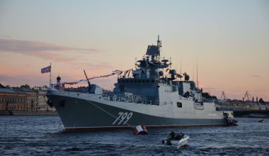 H φρεγάτα Admiral Makarov δεν κτυπήθηκε ποτέ από τους Ουκρανούς: Ανέλαβε ναυαρχίδα του Στόλου της Μαύρης Θάλασσας