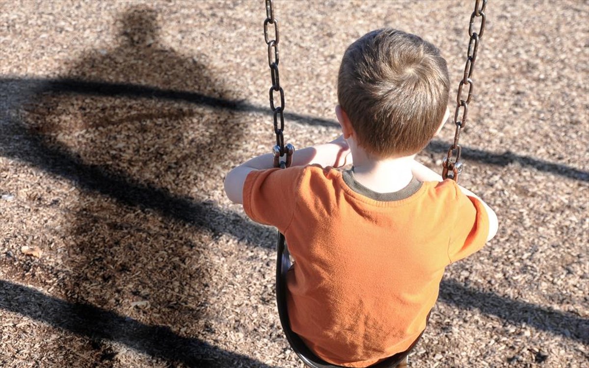 Λάρισα: Μητέρα καταγγέλλει ότι κακοποίησαν τον 9χρονο με ειδικές ανάγκες γιο της στο σχολείο – Κατέθεσε μήνυση