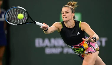 Η Μαρία Σάκκαρη κέρδισε τη Μπαρέλ με 2-0 σετ στο Roland Garros