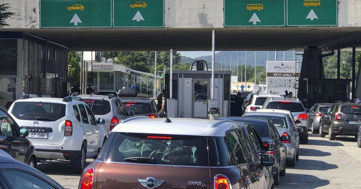 Η τιμή της βενζίνης στα σύνορα της Ελλάδας – Φουλάρουν τα αυτοκίνητά τους εκτός χώρας οι Βορειοελλαδίτες