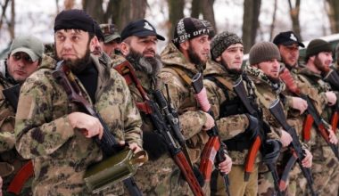 Βίντεο: Οι Τσετσένοι στο Ντόνμπας – Μάχες στο Λουγκάνγσκ