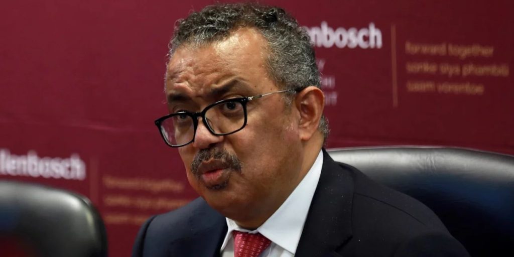 ΠΟΥ: Ο δρ Τέντρος Αντανόμ Γκεμπρεγέσους επανεξελέγη γενικός διευθυντής για δεύτερη θητεία