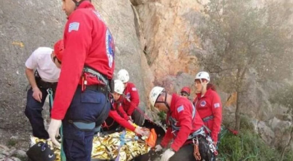 Όλυμπος: 61χρονος έπεσε σε χαράδρα 40 μέτρων – Σε εξέλιξη επιχείρηση με ελικόπτερο