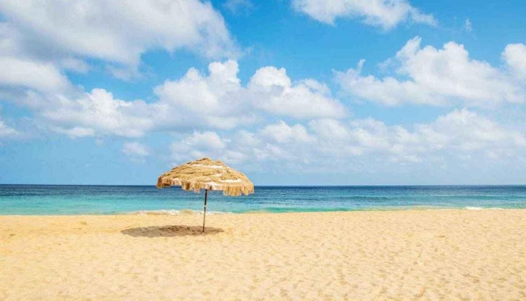 Άδεια καλοκαιριού: Τι δικαιούνται οι εργαζόμενοι – Δείτε πώς να την υπολογίσετε