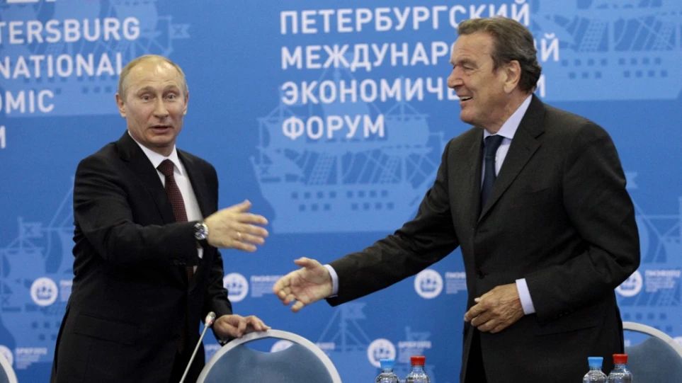 Ο Σρέντερ δεν είναι τελικά υποψήφιος για το Εποπτικό Συμβούλιο της Gazprom