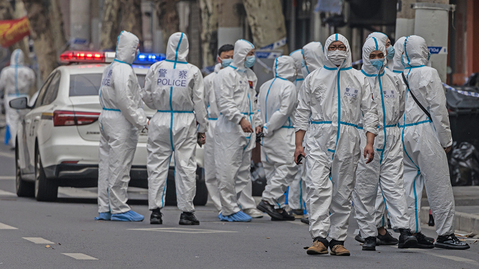 Πεκίνο – Η κάθε ακραία θεωρία συνωμοσίας επιβεβαιώνεται: Το κράτος επιβάλλει στους πολίτες να παρακολουθούν ο ένας τον άλλον