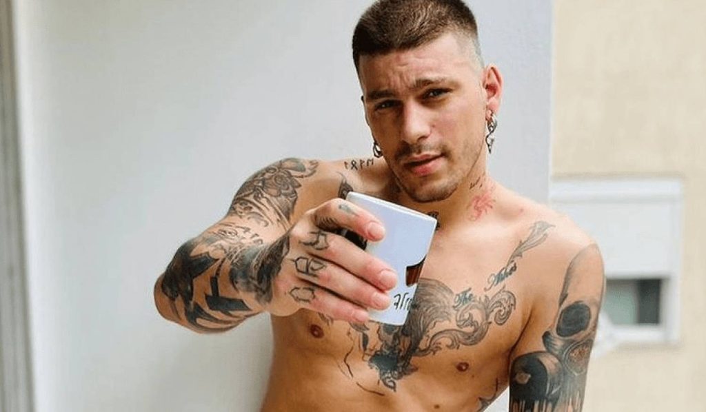 Στηβ Μιλάτος: Η κατάθεση της 21χρονης που τον κατήγγειλε για βιασμό – «Με ανάγκασε να του κάνω στοματικό έρωτα»