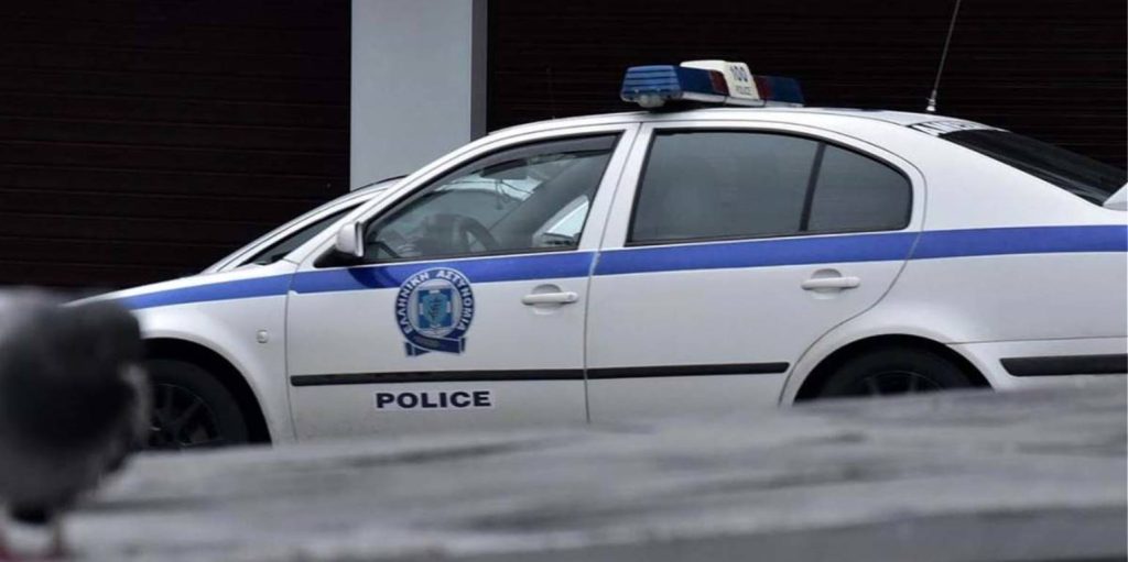 Πειραιάς: Ενας μήνας φυλάκιση στην μητέρα της 5χρονης που παραλίγο να πνιγεί στο λιμάνι