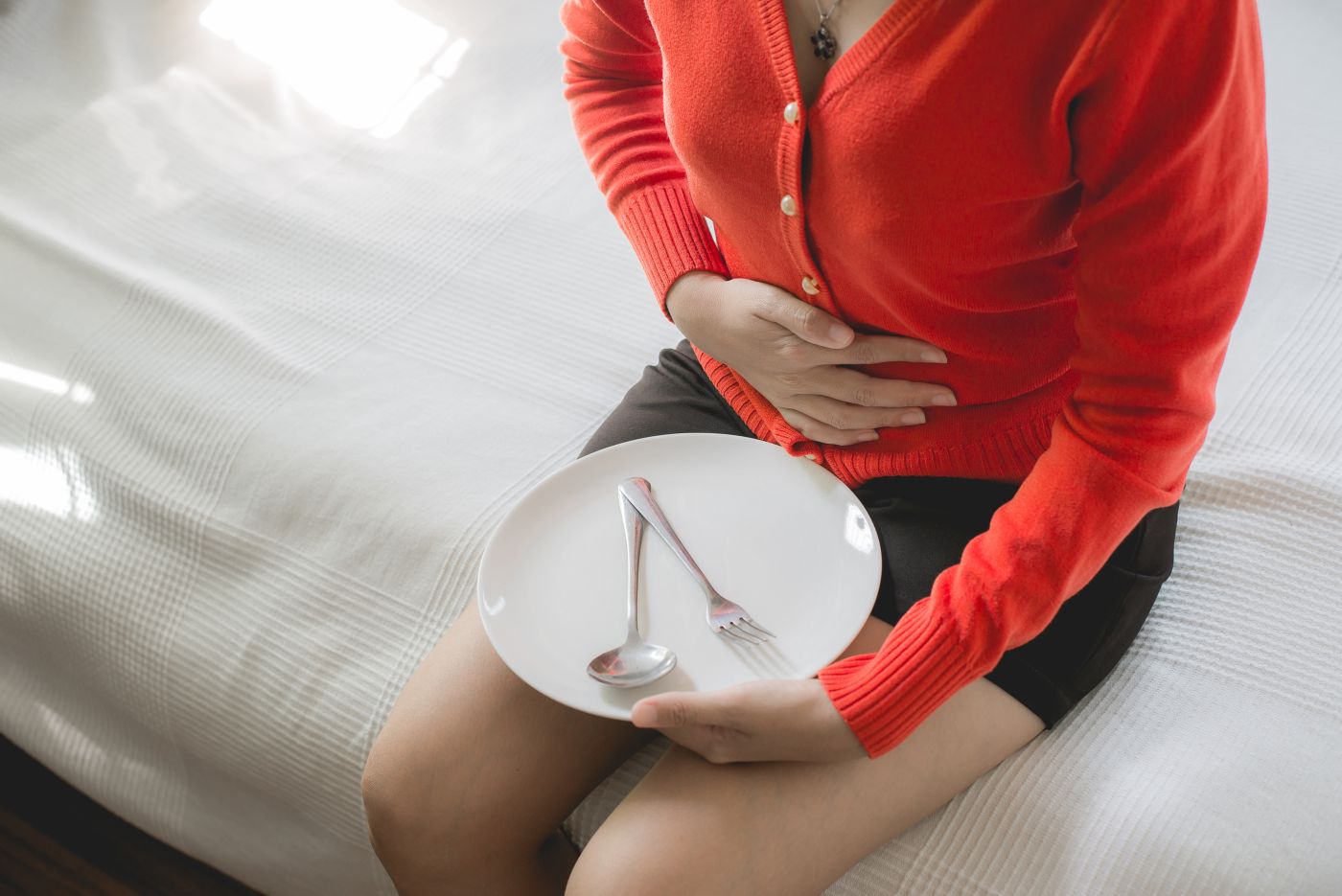Πόνος στην κοιλιά μετά το φαγητό: Αυτές είναι οι πιο πιθανές αιτίες