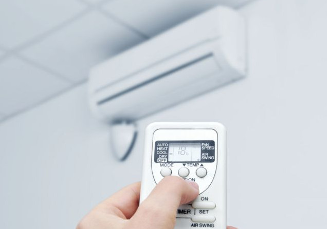 «Επιχείρηση θερμοστάτης» ετοιμάζει η κυβέρνηση Κ.Μητσοτάκη – Κόφτης στα κλιματιστικά