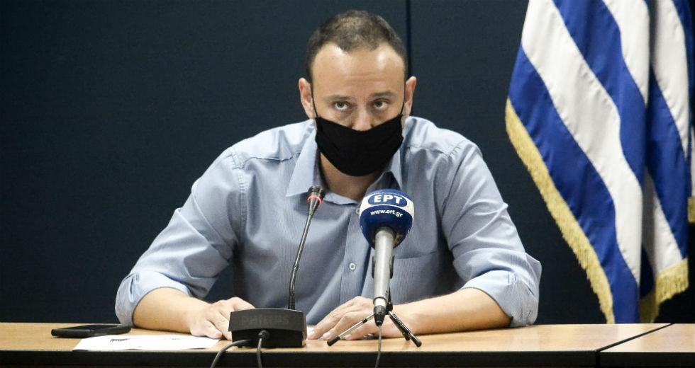 Γ.Μαγιορκίνης: «Η μάσκα στις σχολικές εξετάσεις διατηρήθηκε για να μην υπάρξει άλλη αναστάτωση»