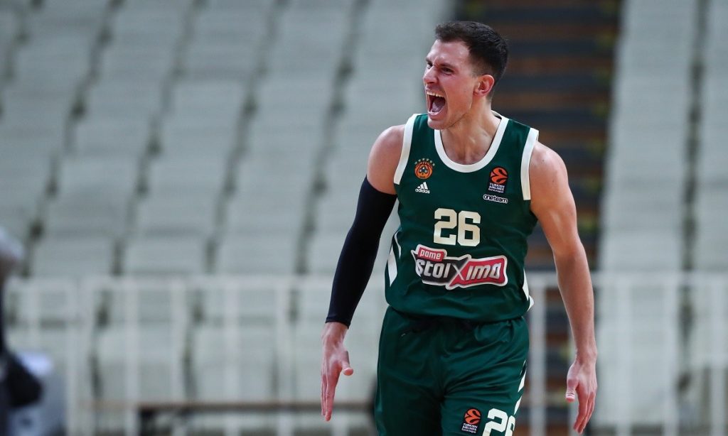 Νέντοβιτς:  Σκόραρε με απίθανο βολέ από την μία μπασκέτα στην άλλη (βιντεο)