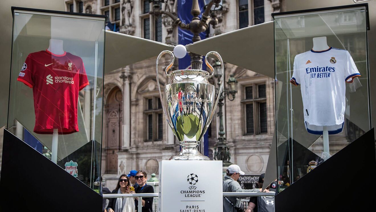 Ξεκίνησε (με 36 λεπτά καθυστέρηση) ο μεγάλος τελικός του Champions League – Οι ενδεκάδες των δύο ομάδων (φώτο)