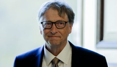 B.Gates: Πώς ξοδεύει ο συνιδρυτής της Microsoft τα 128 δισεκατομμύριά του