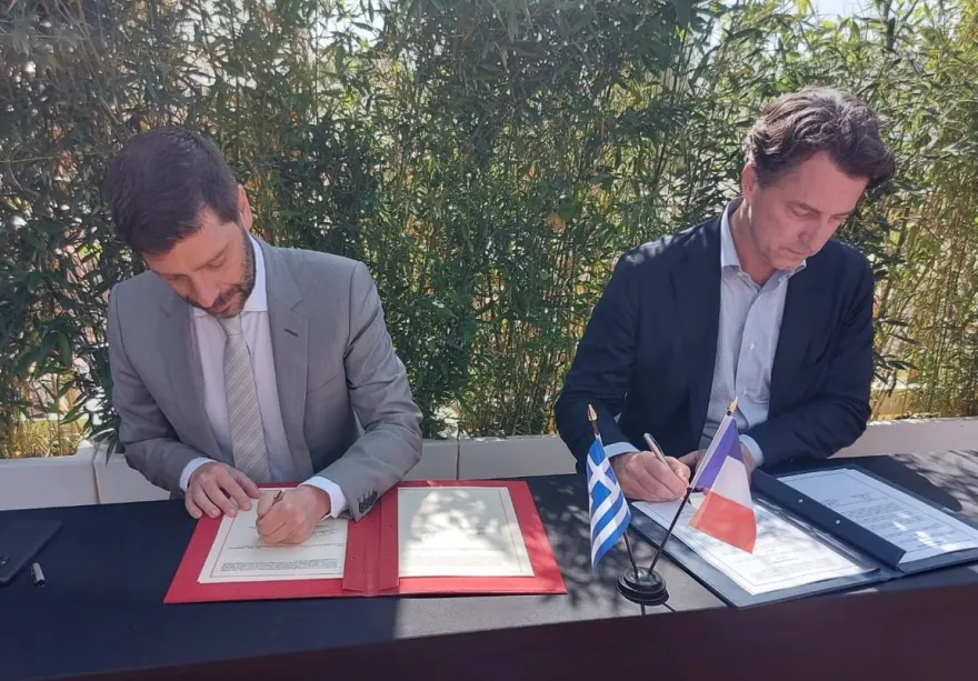 Υπογράφηκε στις Κάννες η νέα Ελληνογαλλική Συμφωνία για κινηματογραφικές συμπαραγωγές
