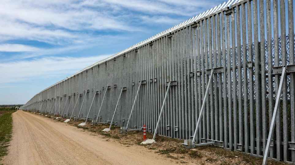 Ν.Μηταράκης: «Ενισχύουμε τα σύνορά μας στον Έβρο επεκτείνοντας κατά 80 χλμ. τον φράχτη»