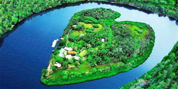 Makepeace Island: Το διαφορετικό νησί που έχει σχήμα… καρδιάς