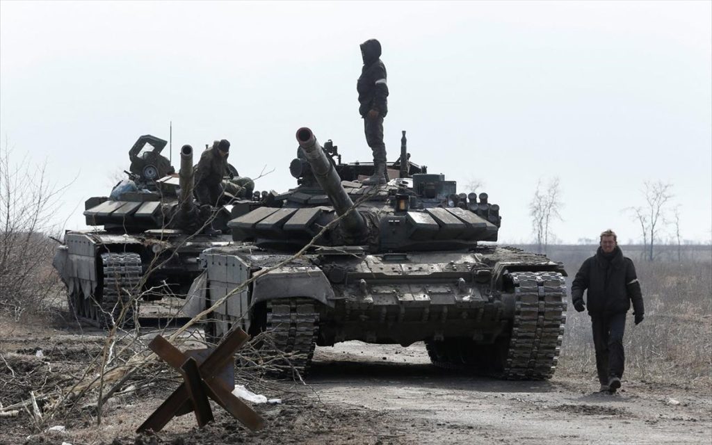 Το Κίεβο δεν αναγνωρίζει την εξέλιξη των μαχών και ζητά πλήρη αποχώρηση των ρωσικών δυνάμεων για να διαπραγματευτεί