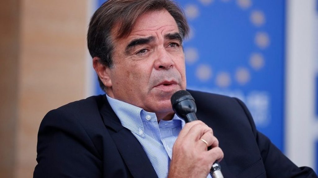 Μ.Σχοινάς: «Έρχεται το τέλος εξουσίας του Πούτιν»