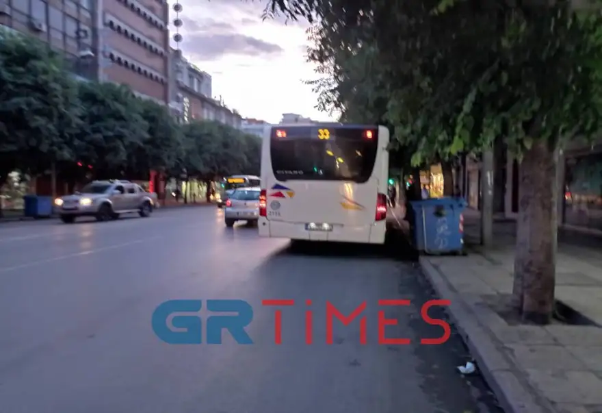 Ανεξέλεγκτοι πλέον οι αλλοδαποί: Απείλησαν με μαχαίρι ελεγκτές σε λεωφορείο του ΟΑΣΘ γιατί δεν είχαν εισιτήρια
