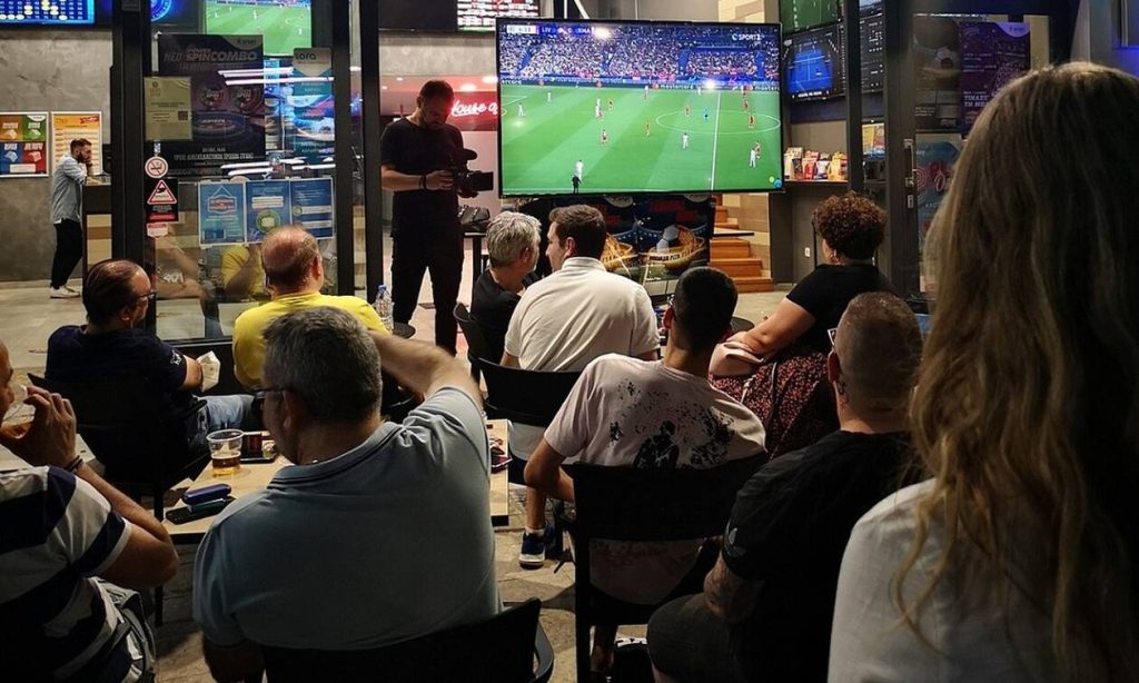 Μοναδική βραδιά του τελικού του Champions League στη Γλυφάδα, τη Νέα Σμύρνη και τους Αγίους Αναργύρους