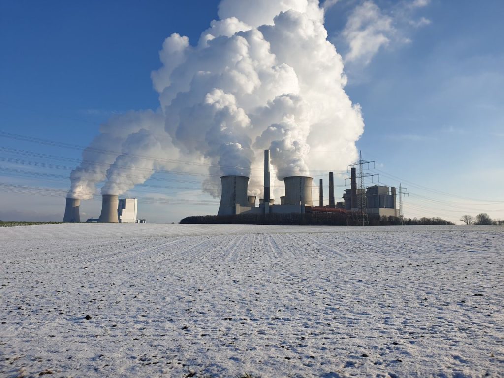 Οι εκπομπές διοξειδίου του άνθρακα έφτασαν στα προ πανδημίας επίπεδα στην ΕΕ