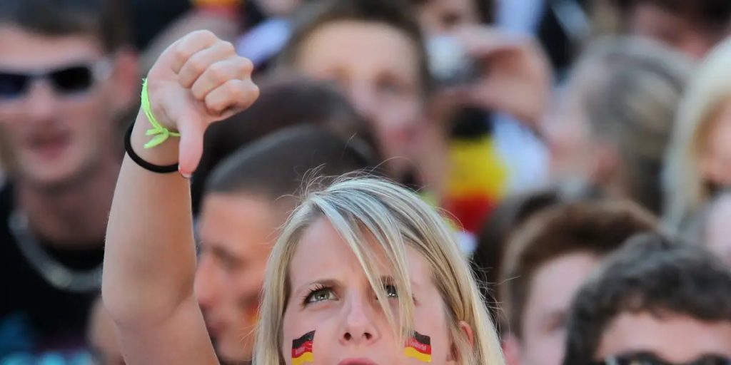 Ένας στους τρεις Γερμανούς δεν μπορεί να τα βγάλει πέρα με τις τρέχουσες οικονομικές υποχρεώσεις λόγω των αντι-ρωσικών κυρώσεων