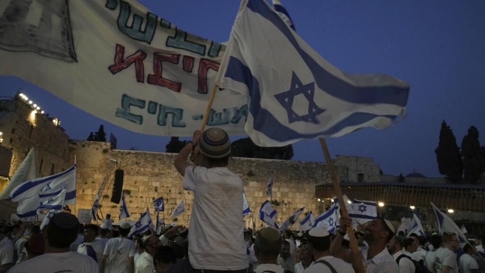 Ισραήλ: Χιλιάδες Ισραηλινοί μετείχαν στην υπό ένταση «πορεία των σημαιών» στην Ιερουσαλήμ