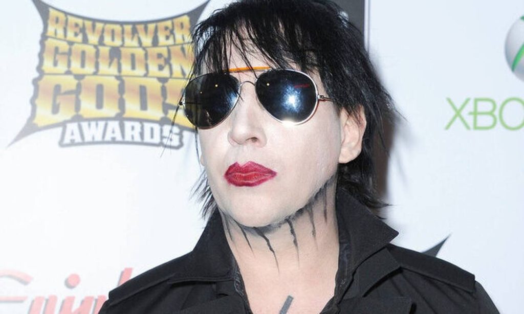 Τις «σκαπουλάρει» ο Μ.Μάνσον από τις κατηγορίες για σεξουαλική, ψυχολογική και σωματική κακοποίηση