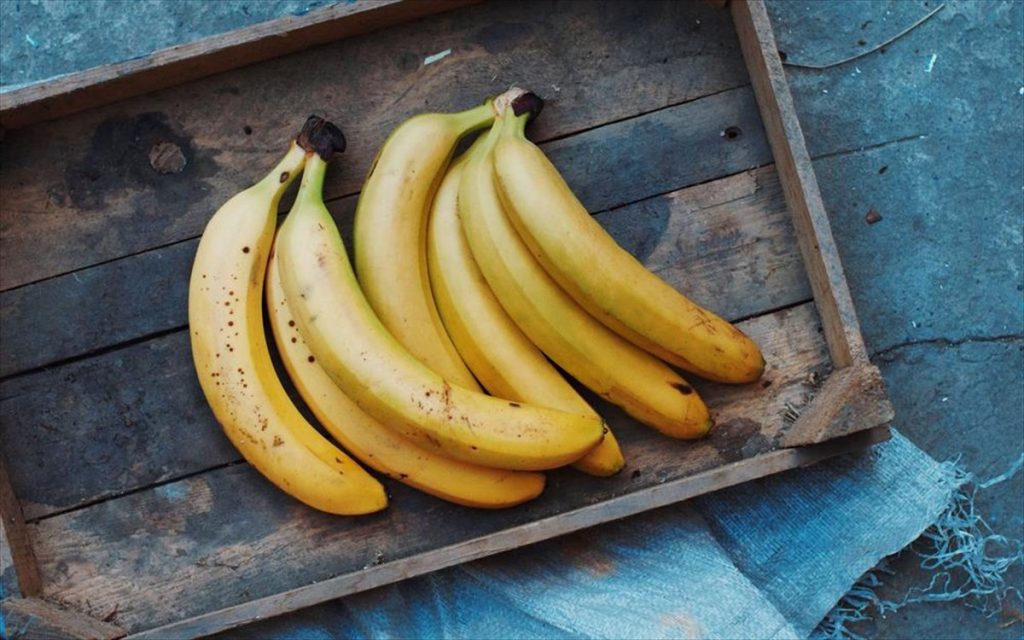 Με αυτούς τους 5+1 τρόπους δεν θα μαυρίζουν οι μπανάνες