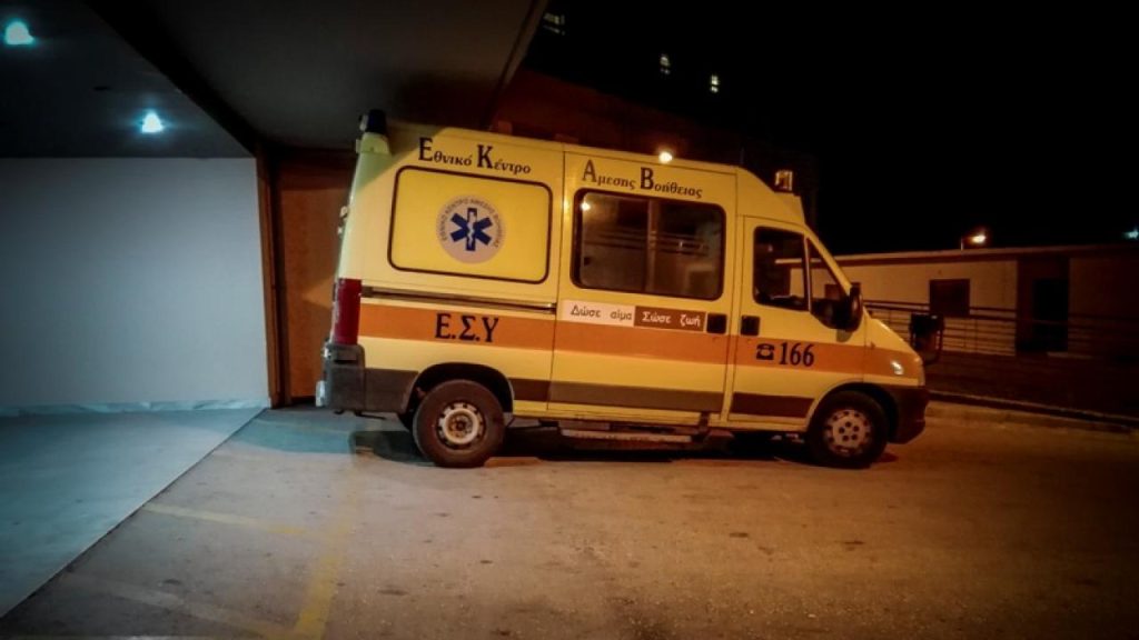 Σοβαρό τροχαίο ατύχημα στη Θεσσαλονίκη: 16θέσιο λεωφορείο προσέκρουσε σε ΙΧ – Τραυματίστηκε 26χρονος (βίντεο)