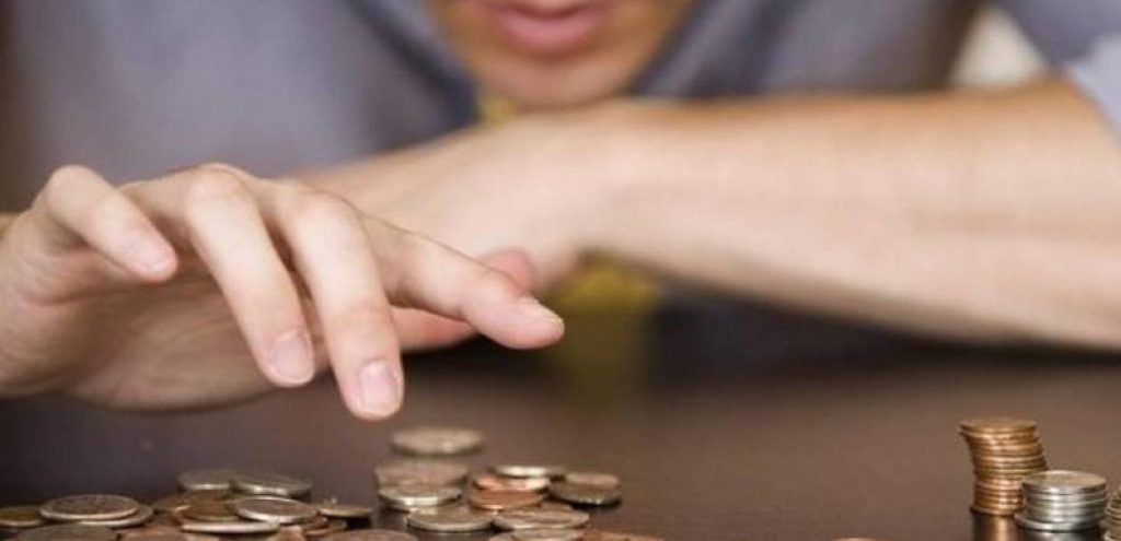 Κωνσταντίνος Φαρσαλινός: «Ο Μητσοτάκης καυχάται για αύξηση στον κατώτατο μισθό κατά 10% με πληθωρισμό… 10,7%»