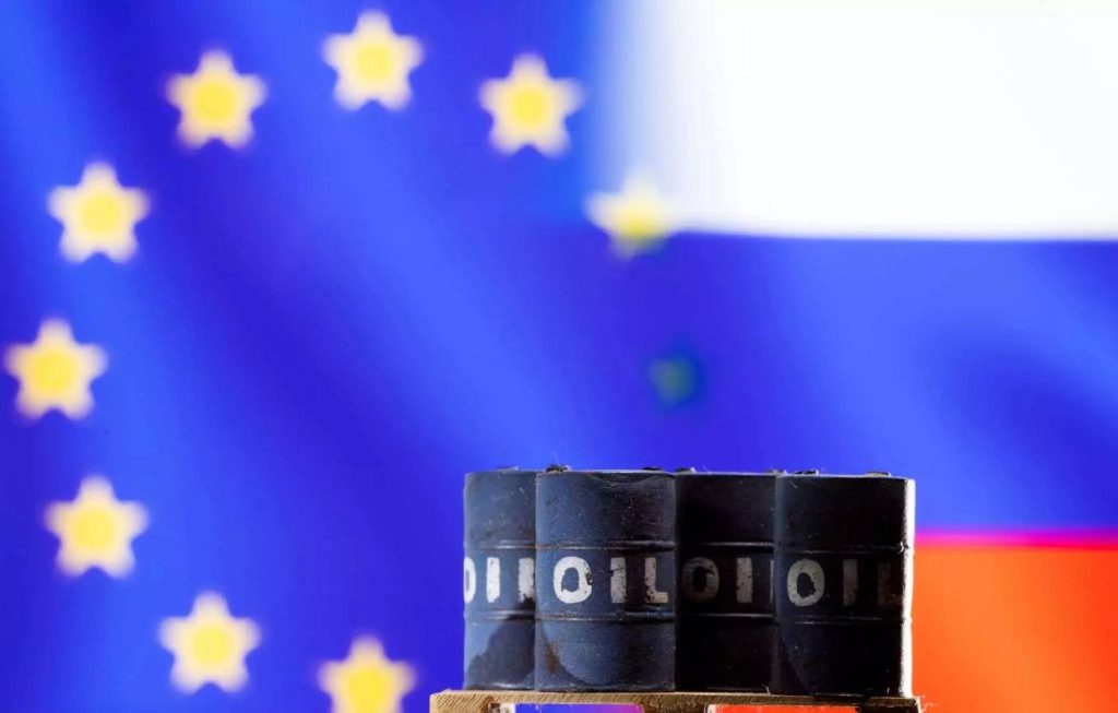 Οι εταιρείες που σύμφωνα με το Reuters συνεχίζουν να αγοράζουν ρωσικό πετρέλαιο