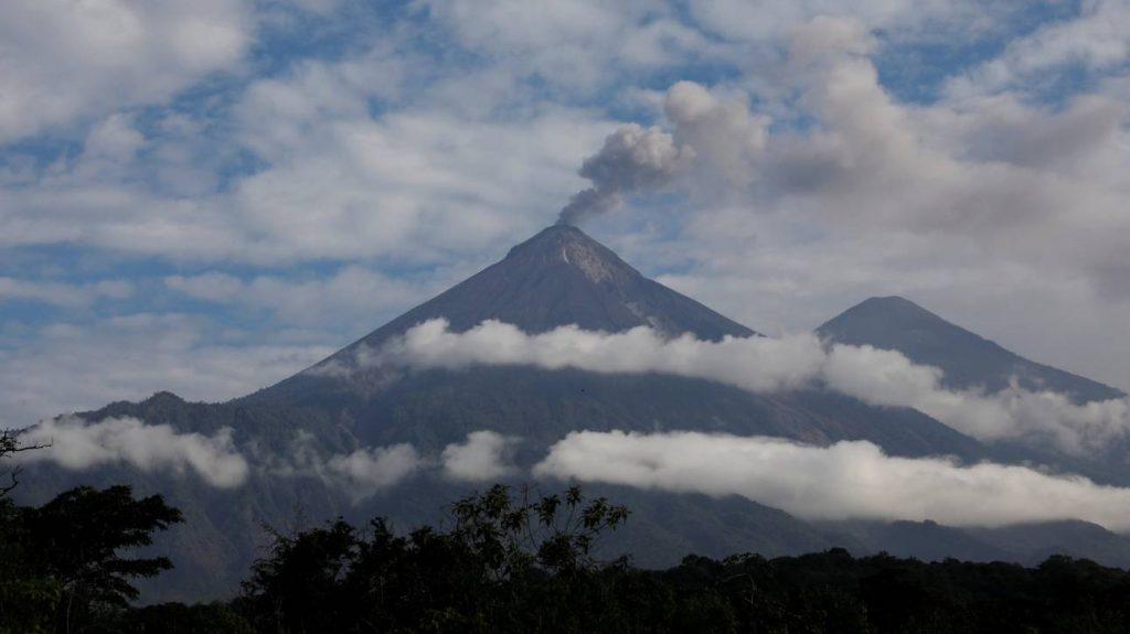 Παπούα Νέα Γουινέα: Εξερράγη το ηφαίστειο Ουλαβούν – Είναι ένα από τα πιο επικίνδυνα παγκοσμίως