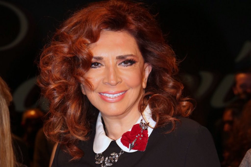 Μιμή Ντενίση: Για να μην πέσει παραλίγο να… χορέψει τσάμικο την ώρα που έμπαινε στο πλατό του «Πρωινού»