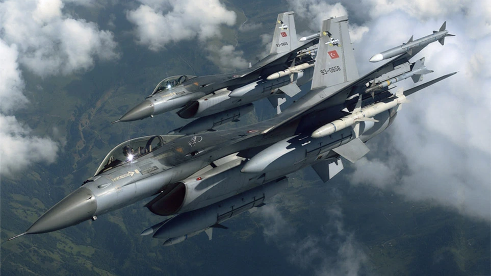 Τουρκικά drones και μαχητικά F-16: 45 παραβιάσεις του εθνικού εναέριου χώρου σήμερα