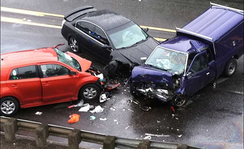 Τροχαία ατυχήματα Μαΐου στην Αττική: Πάνω από 700 τραυματίες – 8 άτομα έχασαν τη ζωή τους