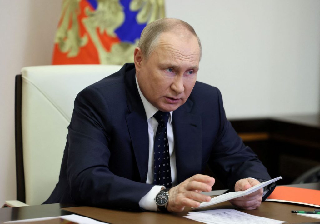 Β.Πούτιν προς ΗΠΑ: «Αν δώσετε πυραύλους μεγάλου βεληνεκούς στο Κίεβο θα πλήξουμε στόχους που δεν έχουμε χτυπήσει ακόμη»