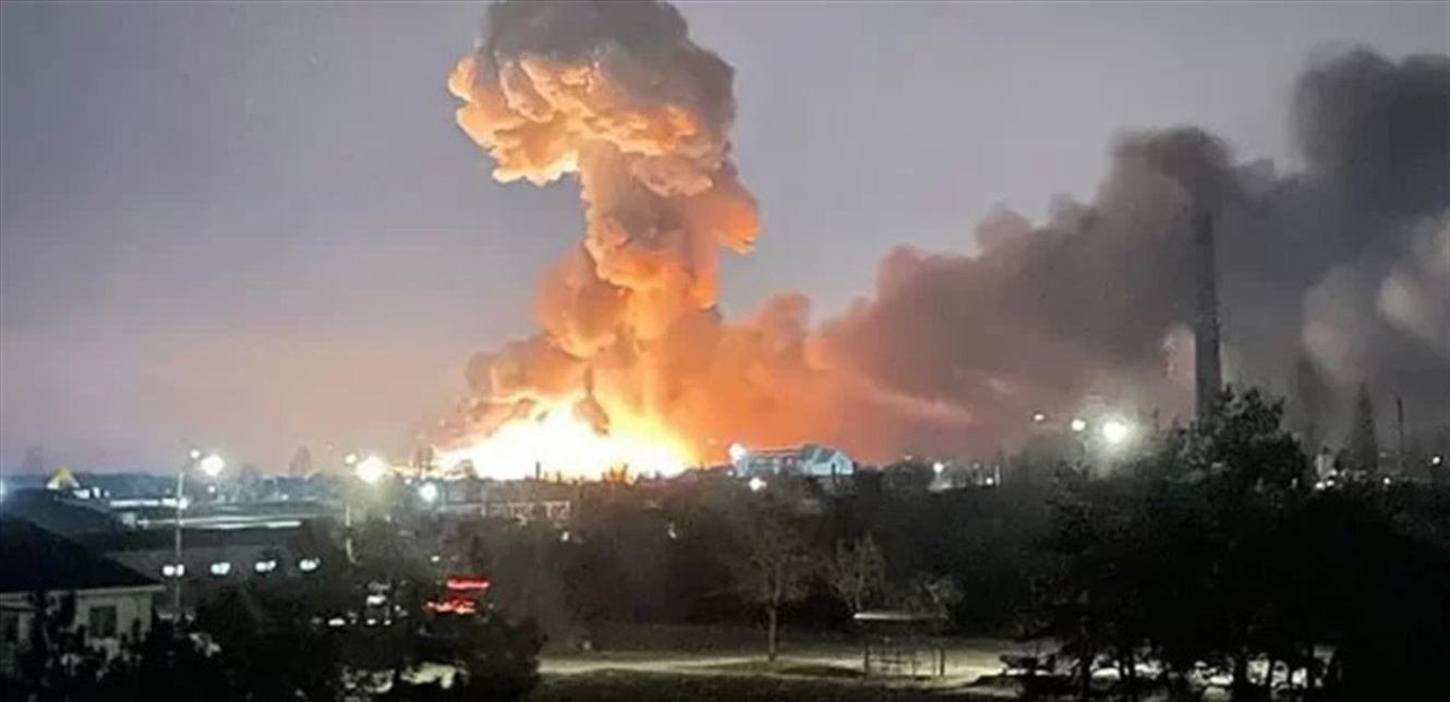 Ρωσικό πυραυλικό πλήγμα σε αποθήκες δυτικού οπλισμού στο Κίεβο – Kαταστράφηκαν δεκάδες άρματα και οχήματα (βίντεο)